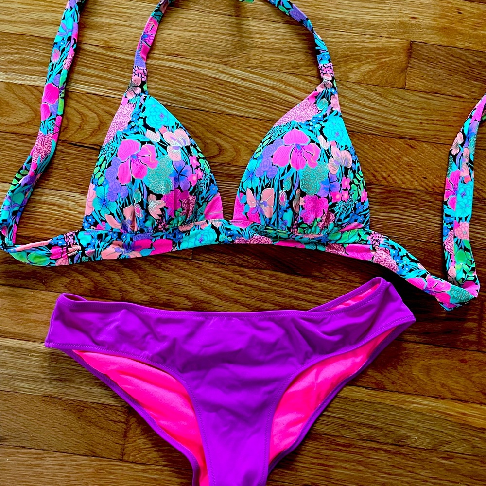EUC Victoria’s Secret bikini cheeky